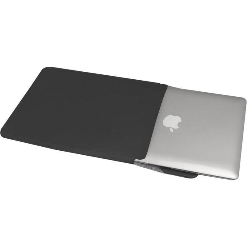 CAMDEN - Giftology 14" Felt Laptop Sleeve With 15W Magnetic Charger - Black - Chargers & Laptop Bags & Powerbanks & For your Office & Backpacks - Eco-Friendly Corporate Gifts Dubai