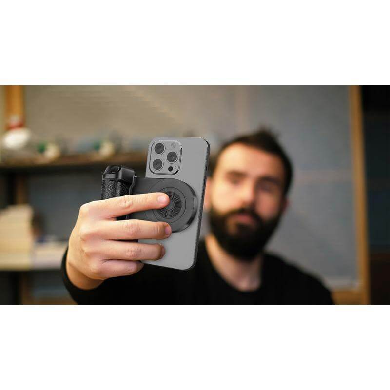 KORMAN - @memorii® Magnetic Phone Stand with 15W Wireless Charging and Remote Shutter - Black - Mobile & Phone Accessories - Eco-Friendly Corporate Gifts Dubai